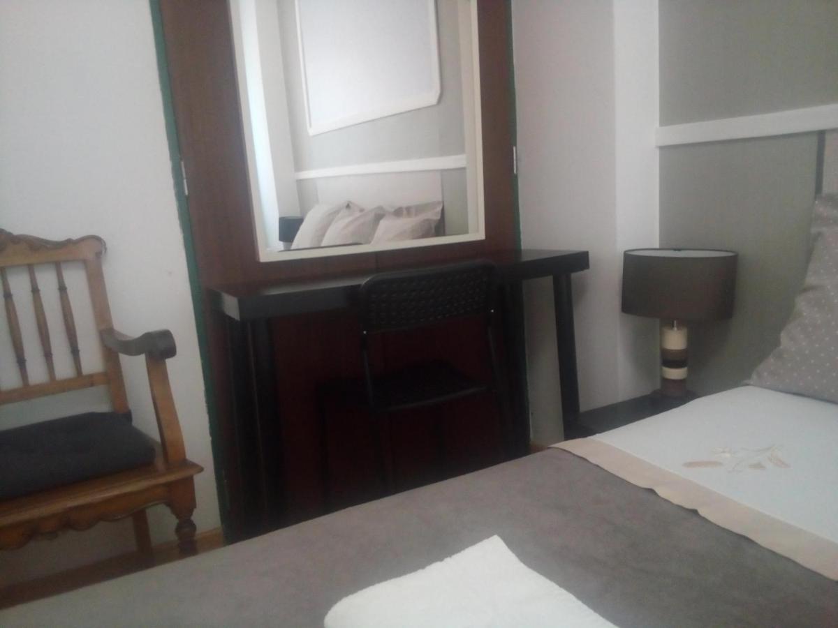 Guest House In Sintra Queluz Bagian luar foto